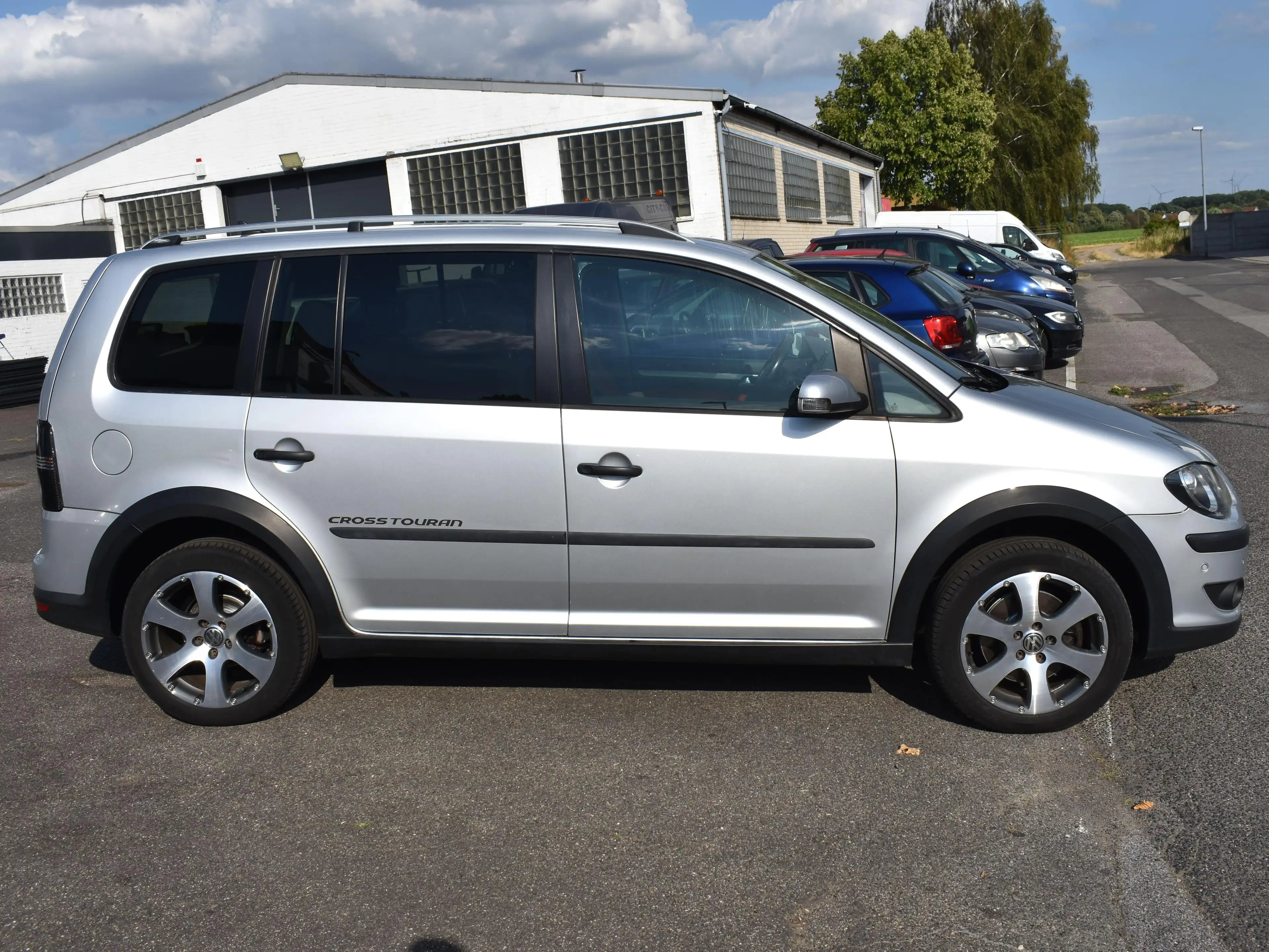 Volkswagen Cross Touran CrossTouran 2.0 TDI *7-SITZER*AUTOMATIK*2.HAND*ZAHNRIEMEN+WASSERPUMPE NEU!!! — photo 3