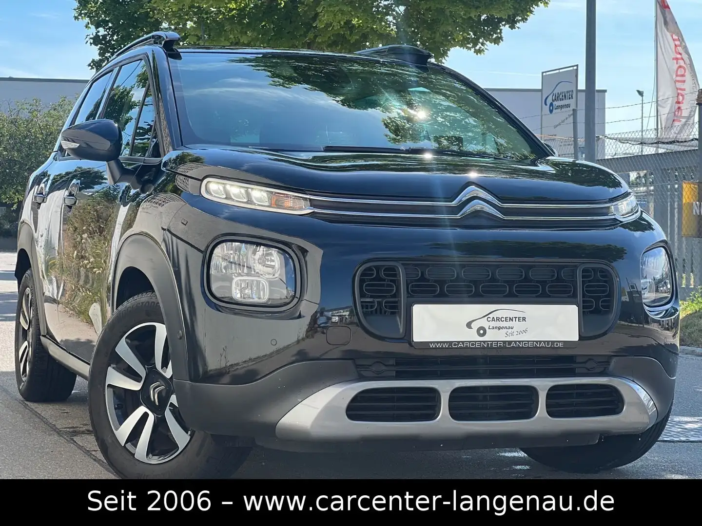 Citroen C3 Aircross 1.2 e-THP Shine Schwarz - 1