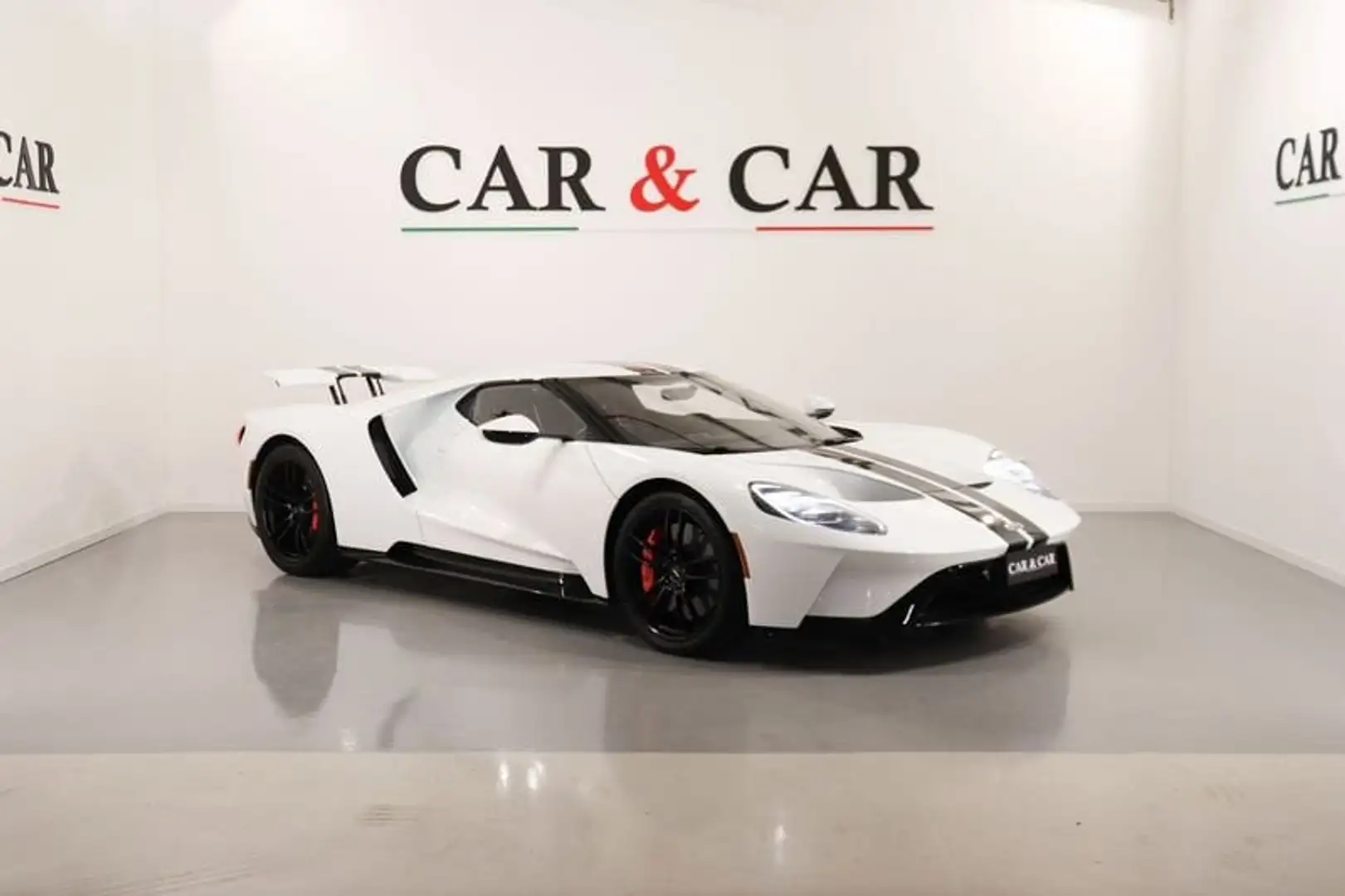 Ford GT V6 Alb - 1