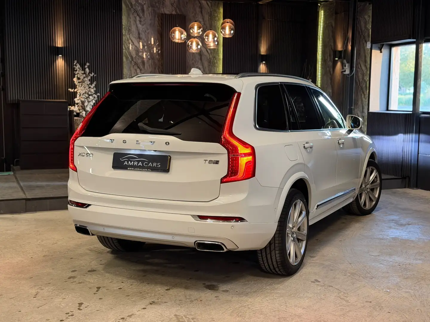 Volvo XC90 2.0 T8 Twin Engine AWD Inscription|FULL OPTIONS! Wit - 2