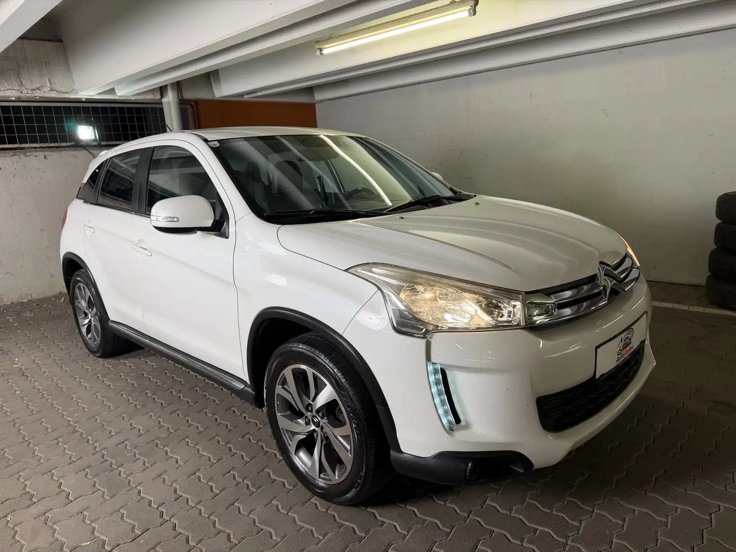 Citroen C4 Aircross HDi 115 Seduction 2WD Weiß - 2