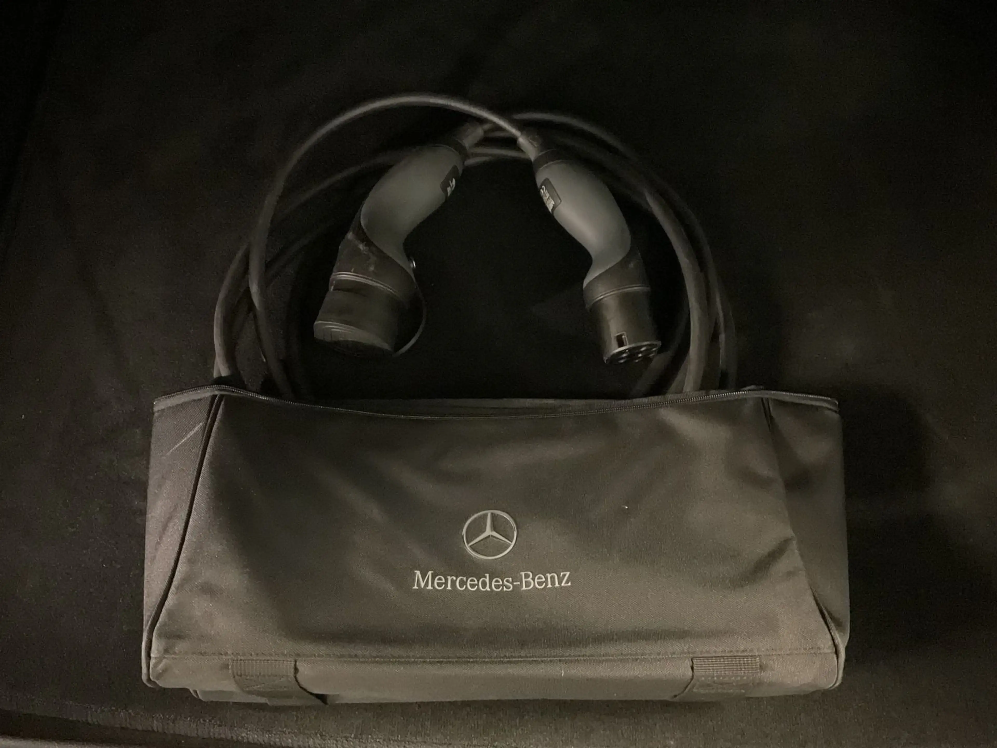 Mercedes-Benz EQB 250 Advanced PLUS Night Paket,Kamera,Media — photo 7