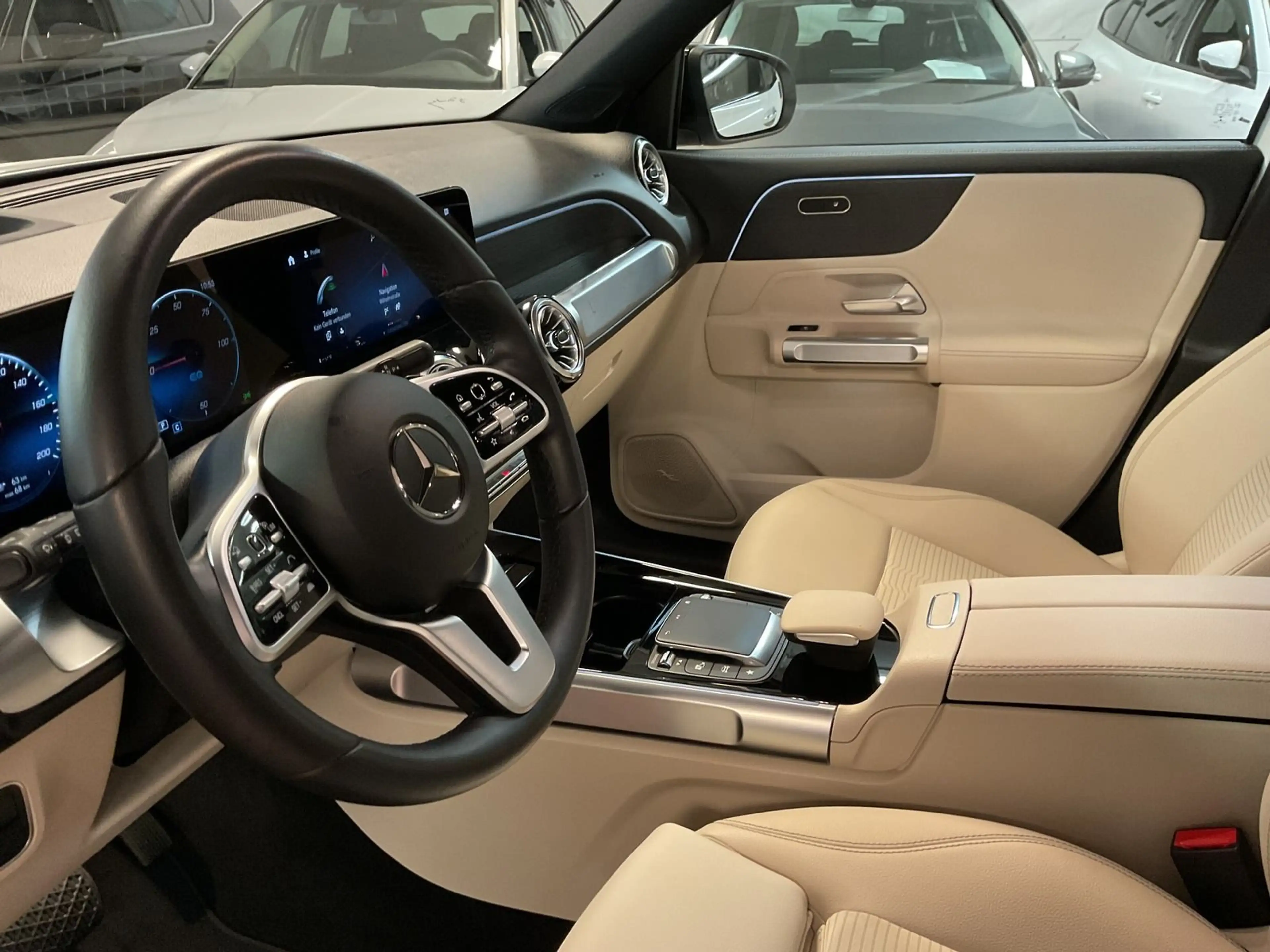 Mercedes-Benz EQB 250 Advanced PLUS Night Paket,Kamera,Media — photo 12