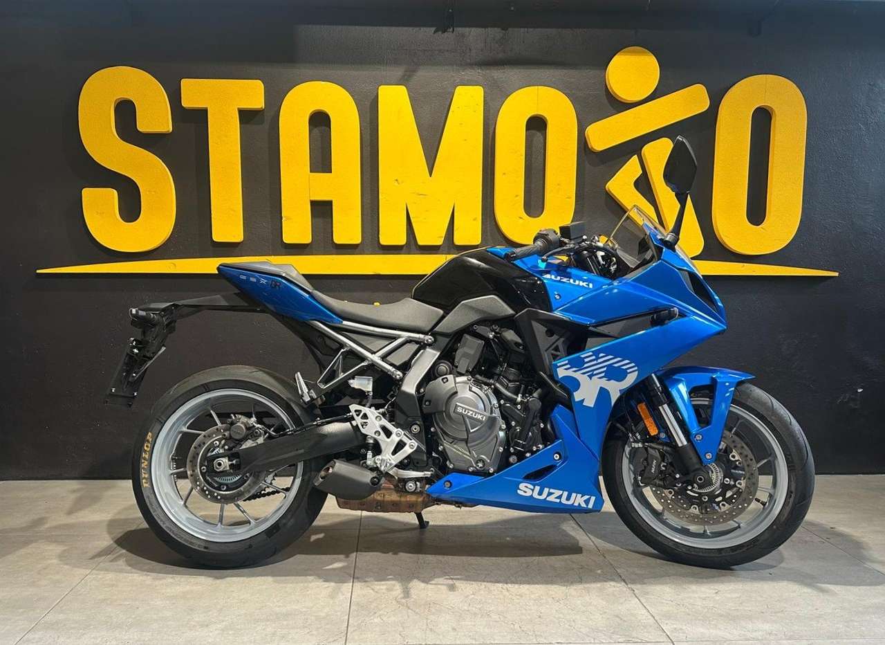 Suzuki GSX 8R