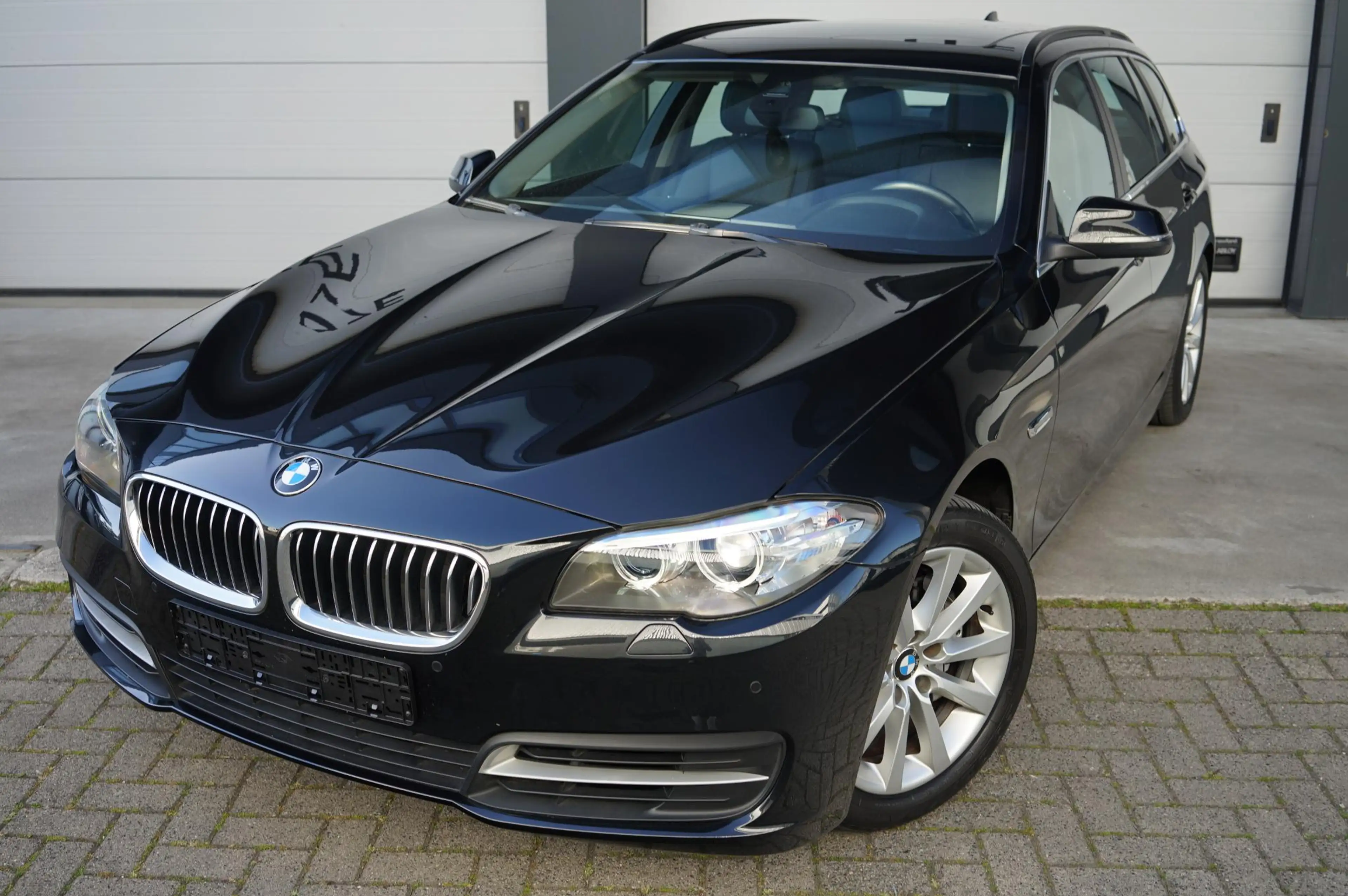 BMW 528 5-serie Touring 528i Executive — photo 14