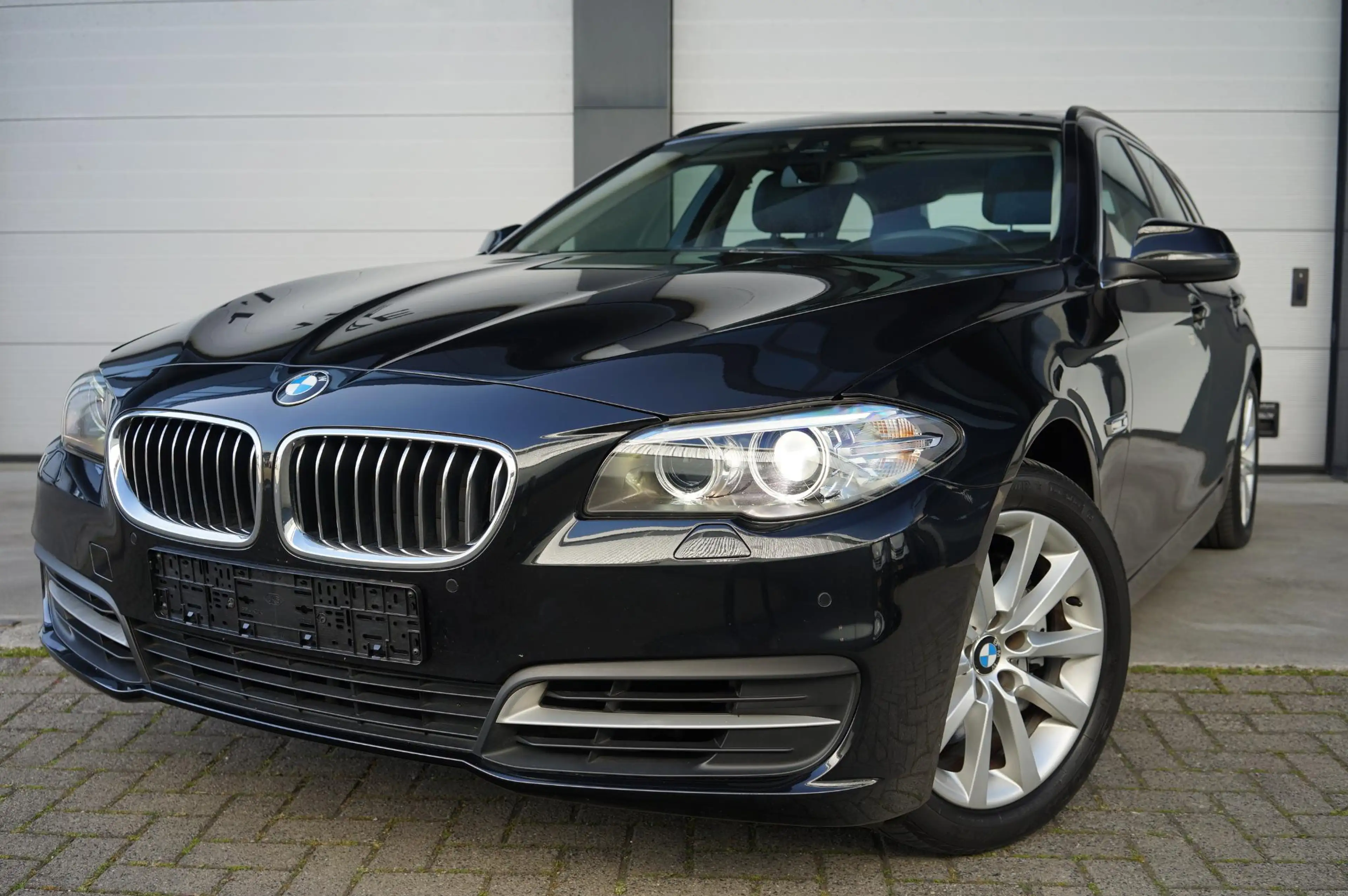 BMW 528 5-serie Touring 528i Executive — photo 15