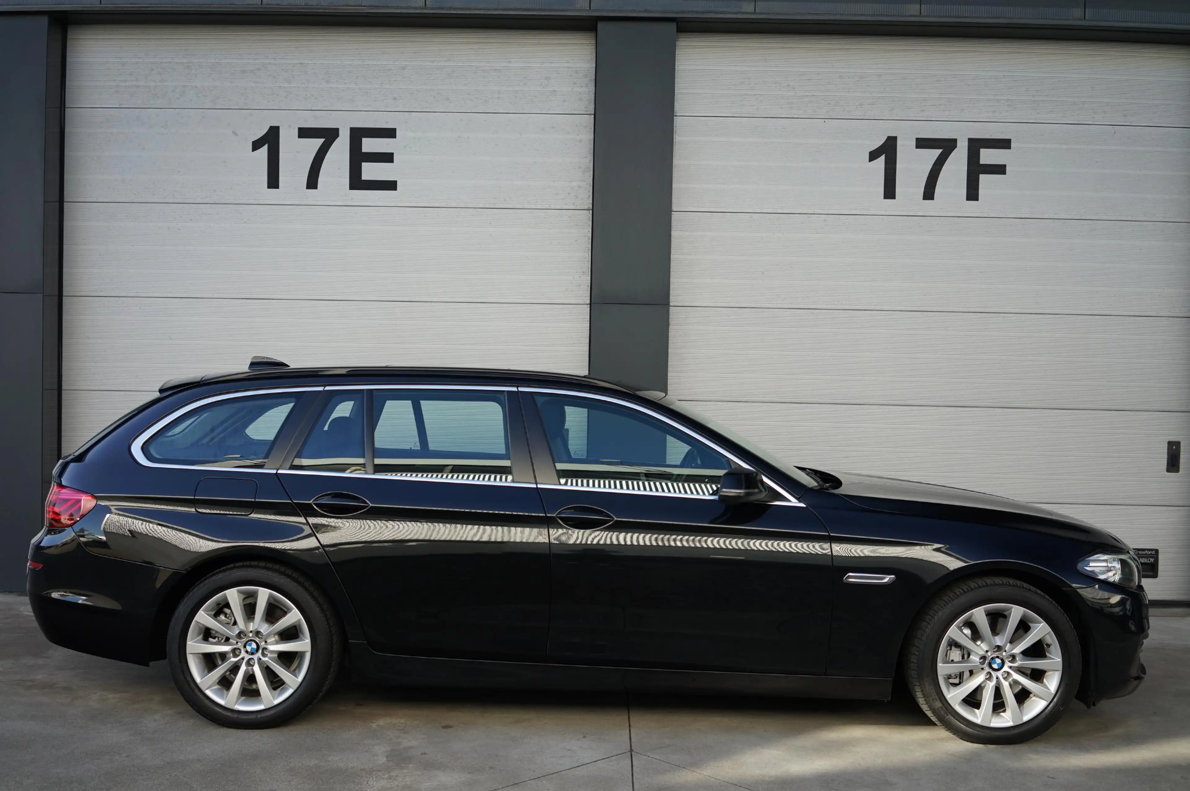 BMW 528 5-serie Touring 528i Executive — photo 2
