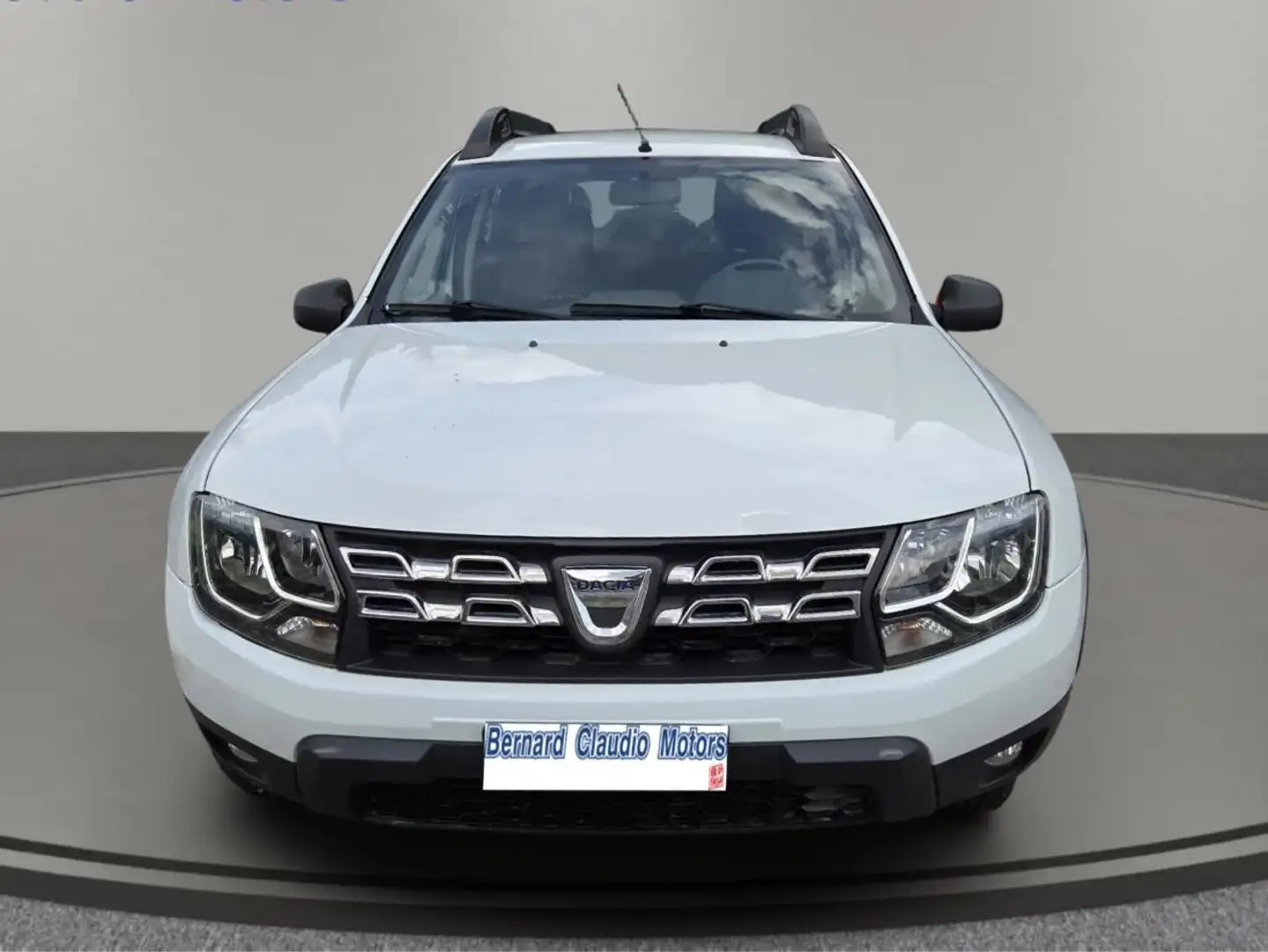 Dacia Duster 1.6 Laureate Gpl 4x2 105cv - con bombola GPL nuova Bianco - 2
