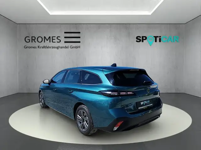 Peugeot 308 SW view 5