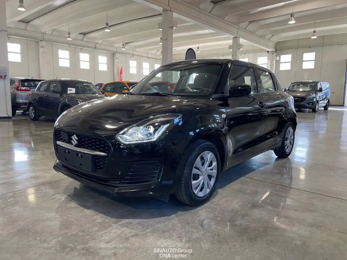Suzuki Swift 1.2 Hybrid Top - 1