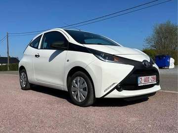 Aygo 1.0i VVT-i x