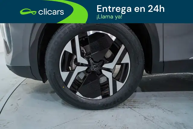 Peugeot 2008 view 11