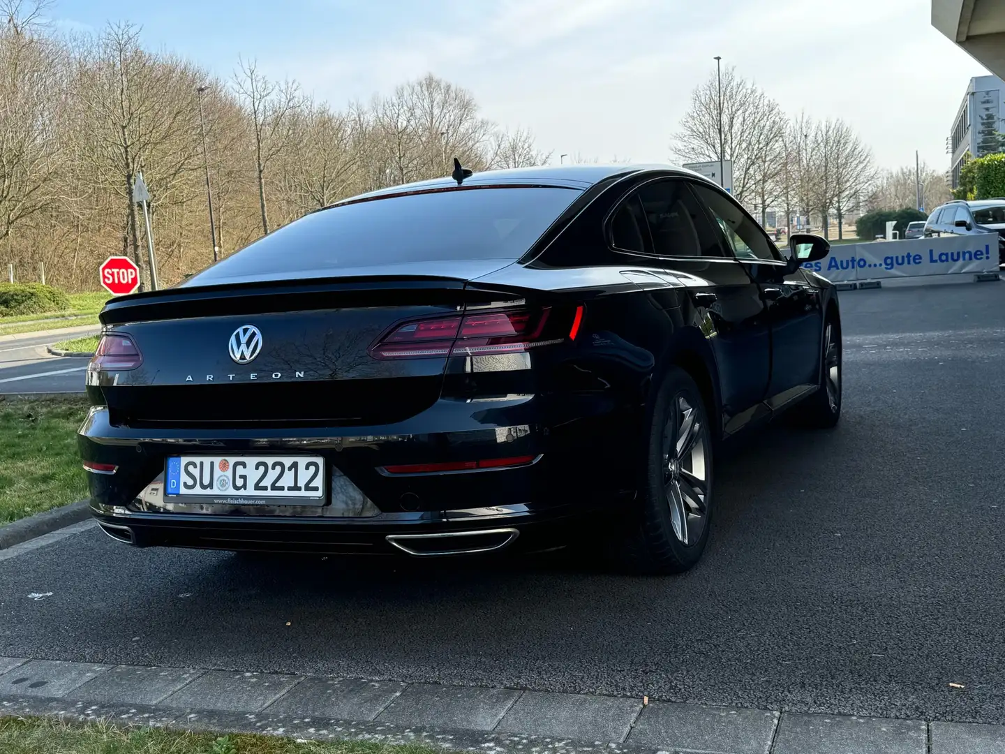 Volkswagen Arteon 2.0 TSI DSG R-Line - 2
