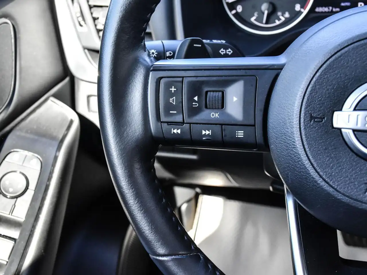 Nissan Rogue fotografie Nissan Rogue