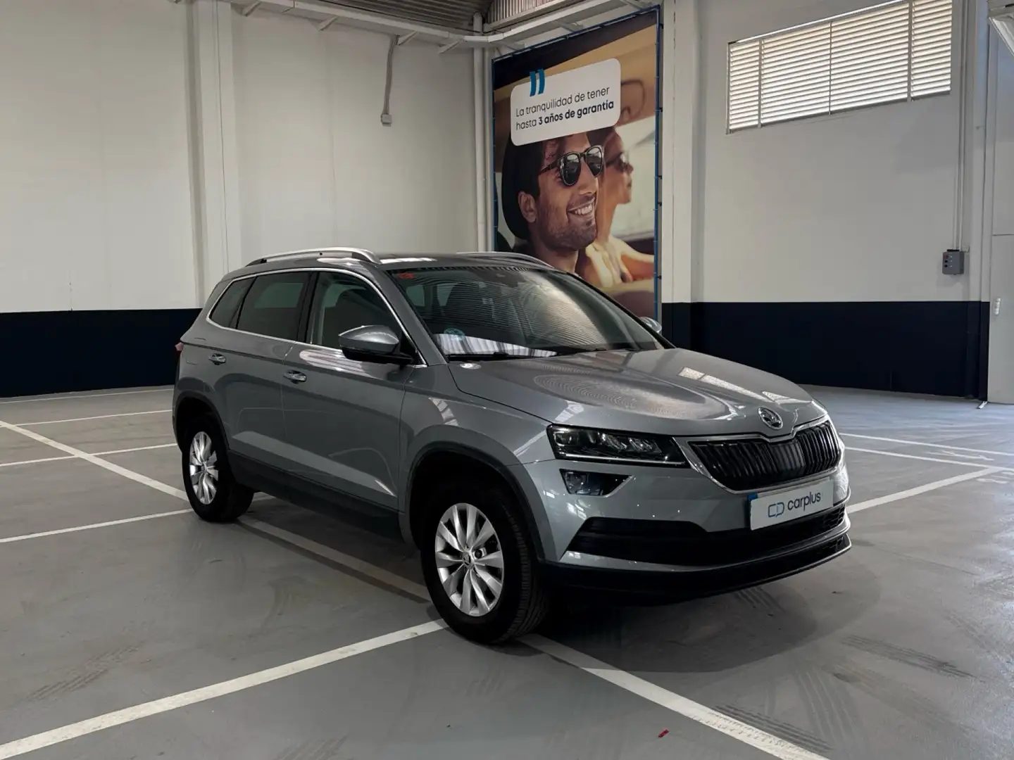 Skoda Karoq 1.0 TSI Ambition Gris - 2