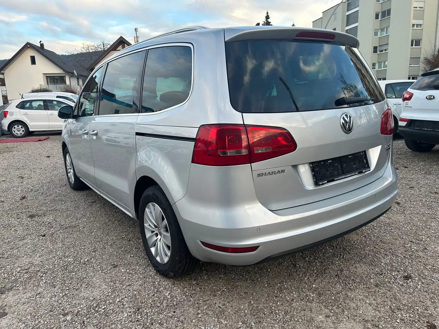 Volkswagen Sharan Trendline BMT 2,0 TDI DPF DSG  7Sitz Silber - 2