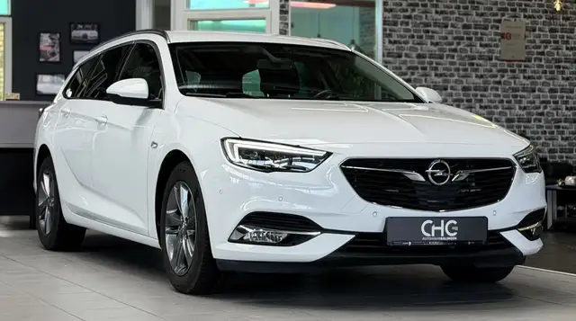 Opel Insignia B Sports Tourer AHK|MATRX|KMRA|SHZ|CARPL.