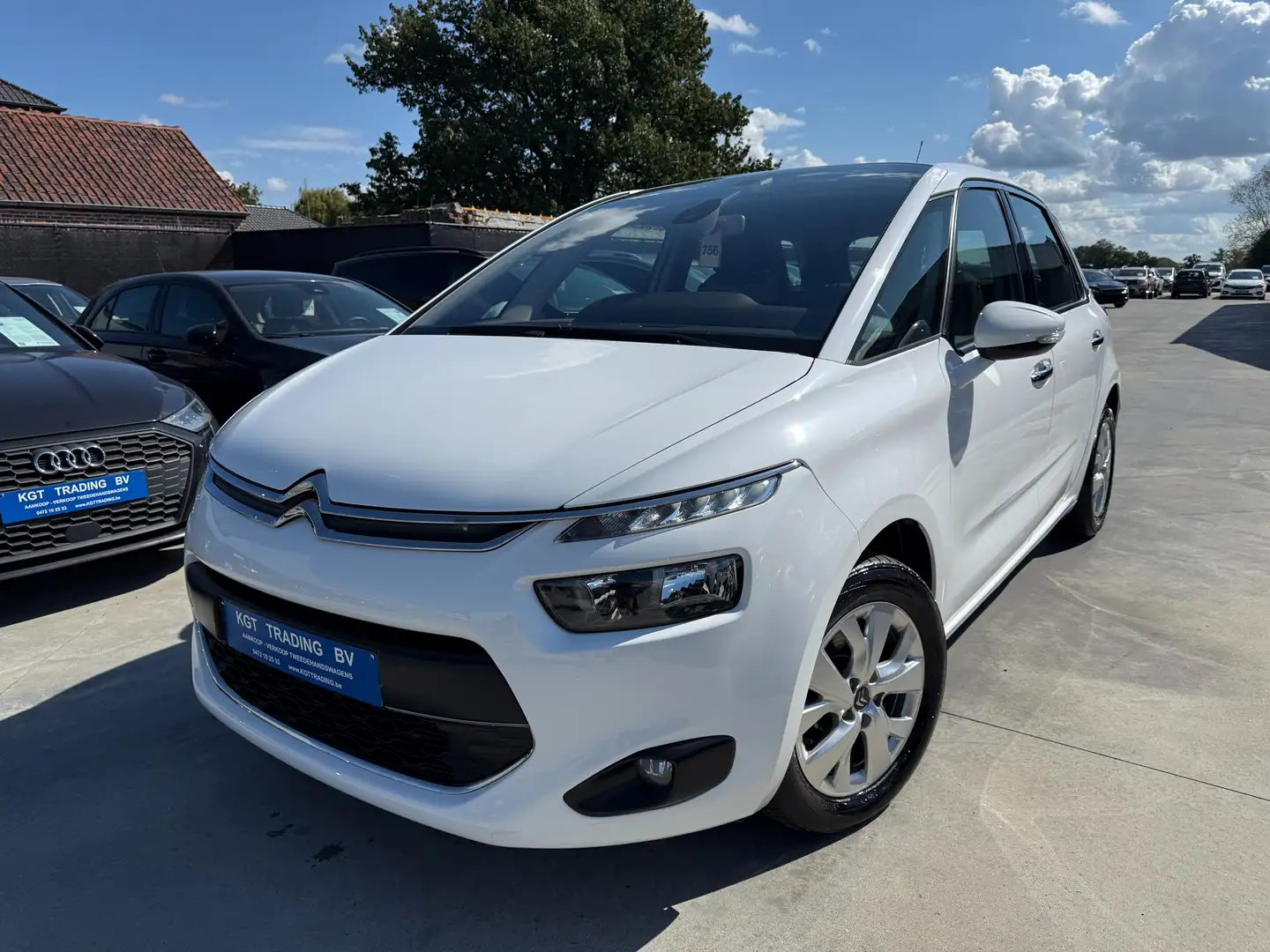 Citroen C4 Picasso 1.2i 130PK NAVIGATIE BLUETOOTH PDC LED CARPASS Bílá - 1