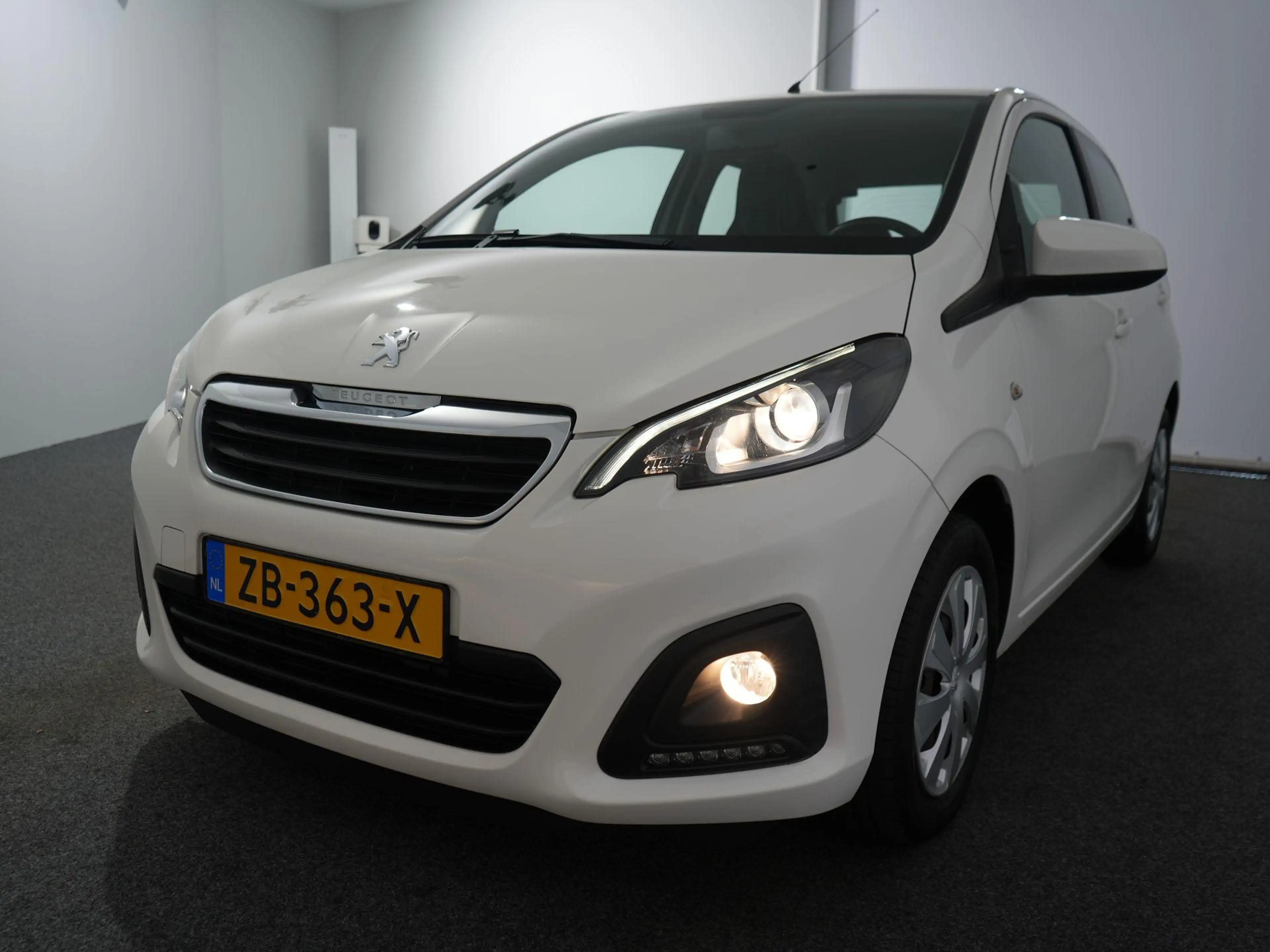Peugeot 108 1.0 e-VTi Active | Automaat | Airco | Bleutooth | — photo 11