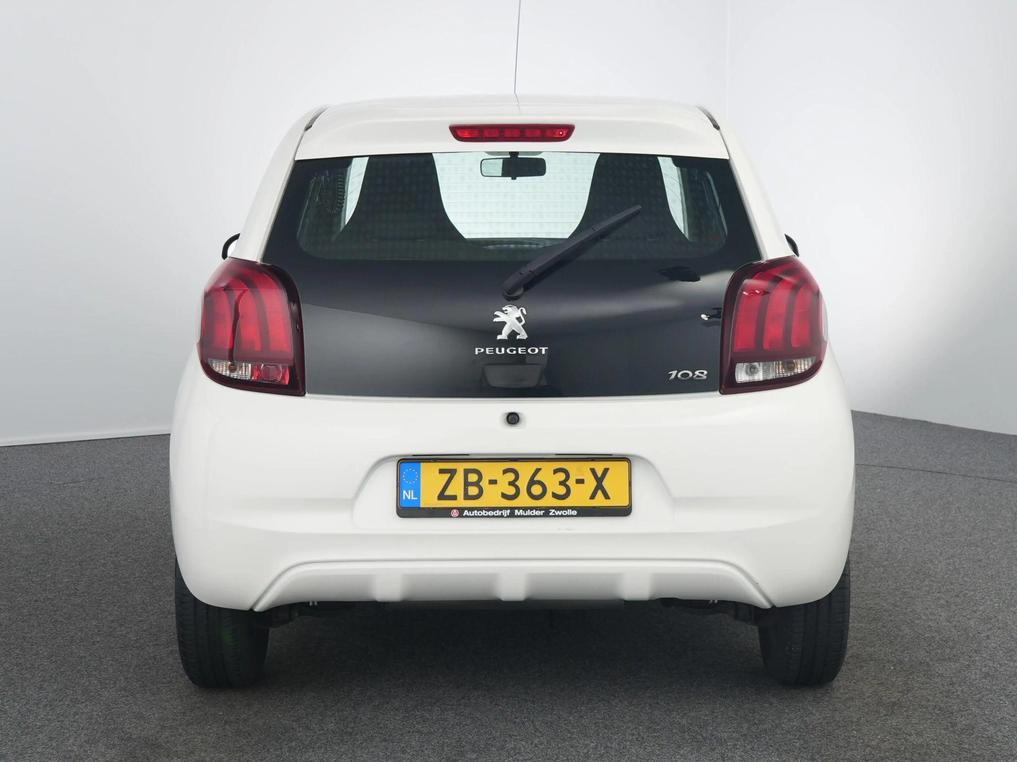Peugeot 108 1.0 e-VTi Active | Automaat | Airco | Bleutooth | — photo 6