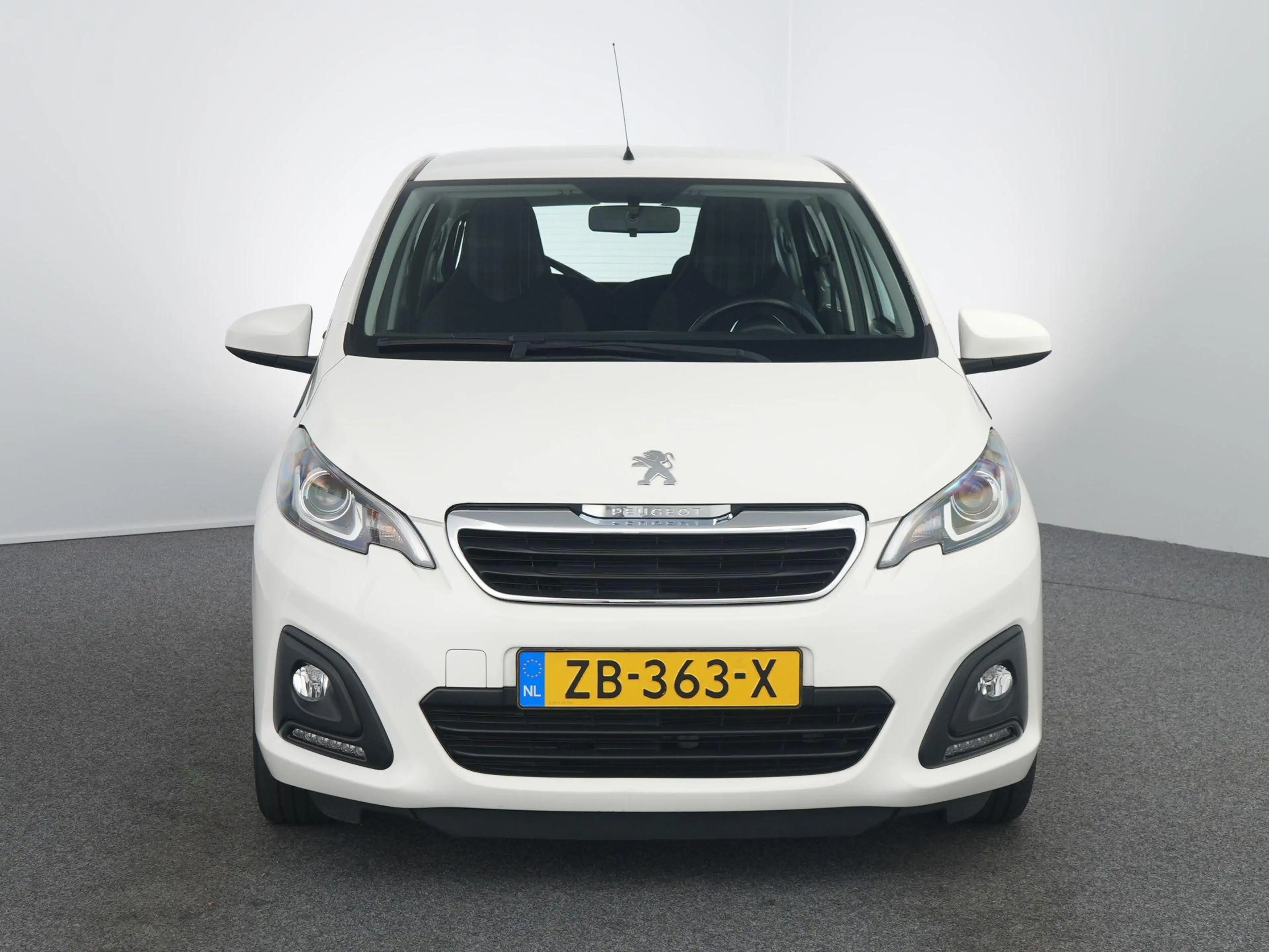 Peugeot 108 1.0 e-VTi Active | Automaat | Airco | Bleutooth | — photo 5