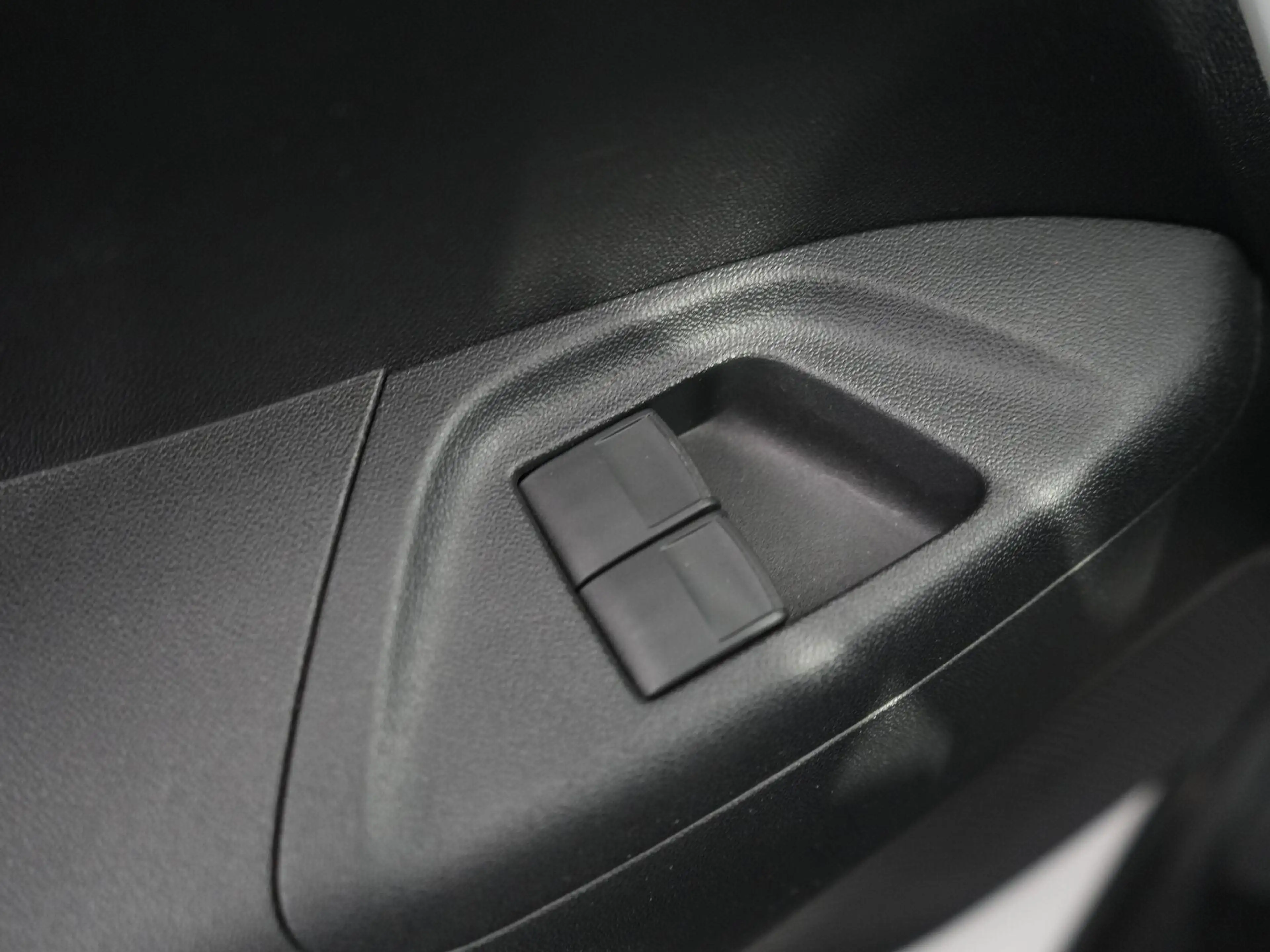 Peugeot 108 1.0 e-VTi Active | Automaat | Airco | Bleutooth | — photo 23