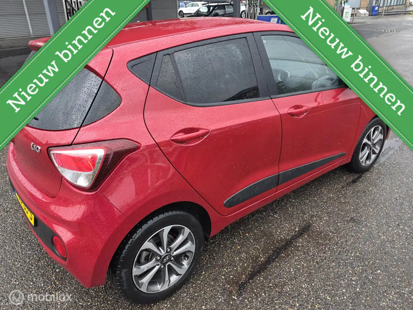Hyundai i10 1.0i Comfort Rot - 2