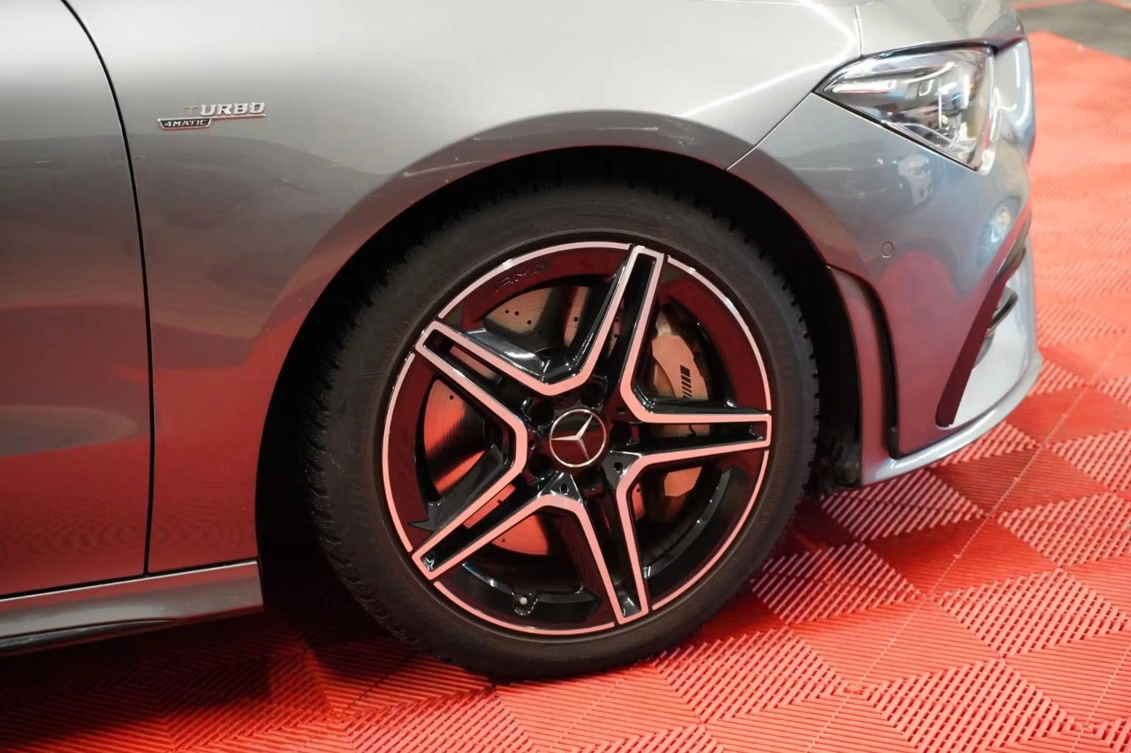 Mercedes-Benz CLA 35 AMG Turbo 4Matic *1.Hand*Unfallfrei* — photo 5