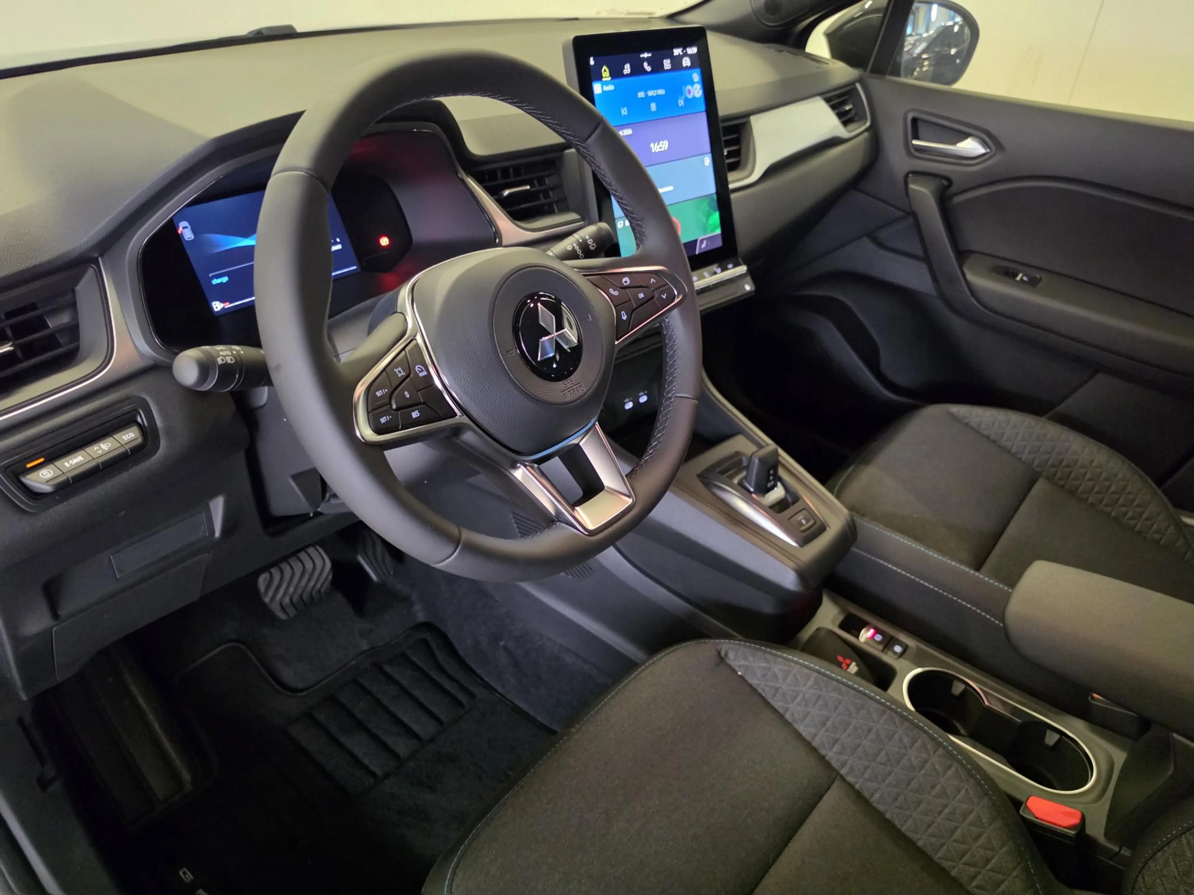 Mitsubishi Grandis 1.8 HEV Intense | Apple CarPlay / Android auto nav — photo 24