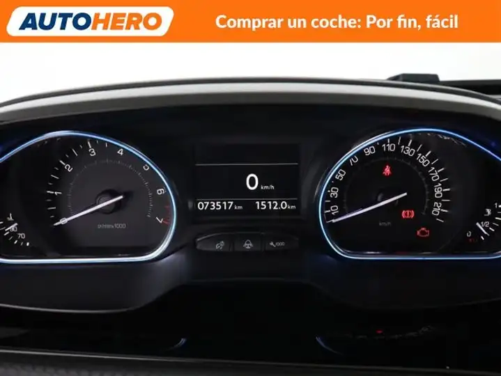 Peugeot 2008 1.2 Pure Tech S&S Allure (2017) 2018, foto 25