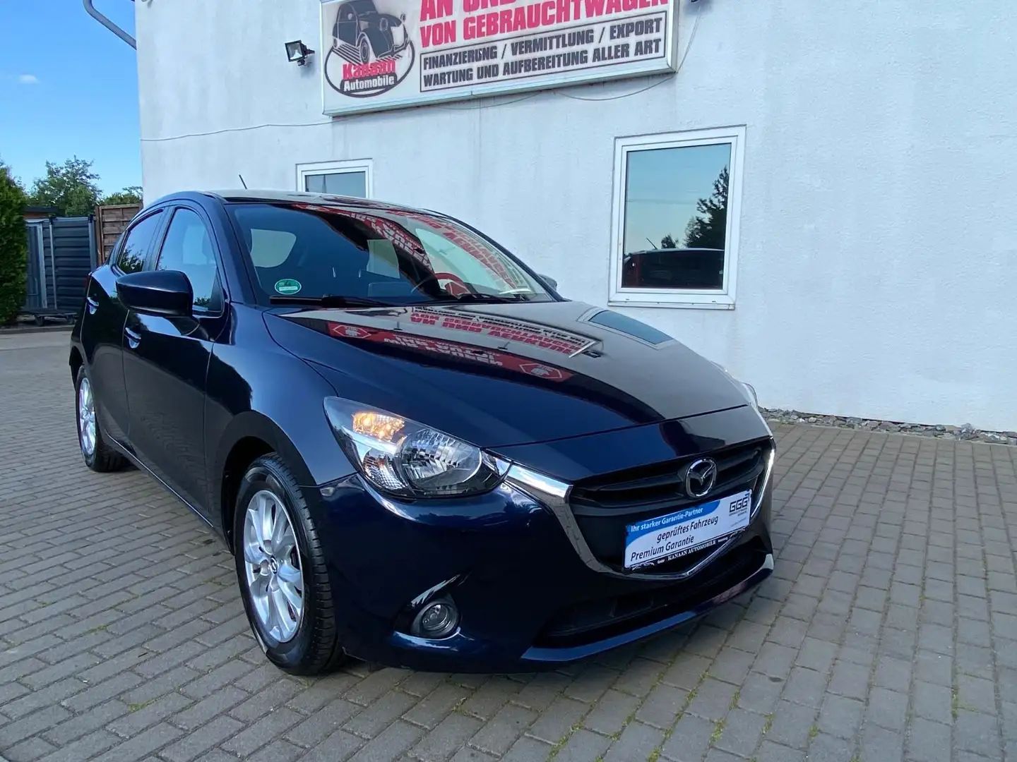 Mazda 2 Lim. Exclusive-Line  1.5 / Klima/ NAVI / PDC/ Blauw - 1