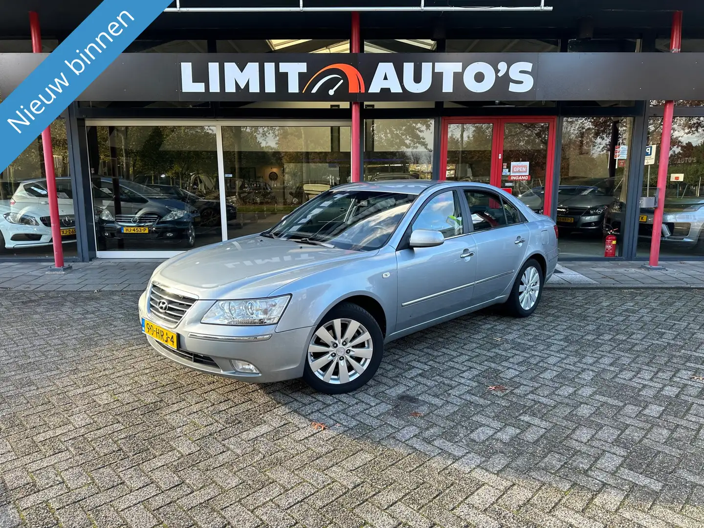 Hyundai SONATA 2.0 Style Aut/Airco/Pdc/St.verwarming/El.ramen/Led Grijs - 1