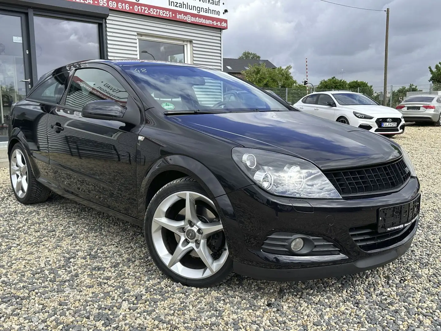 Opel Astra H GTC Sport/TEMPO./NAVI./SHZ./ Nero - 2