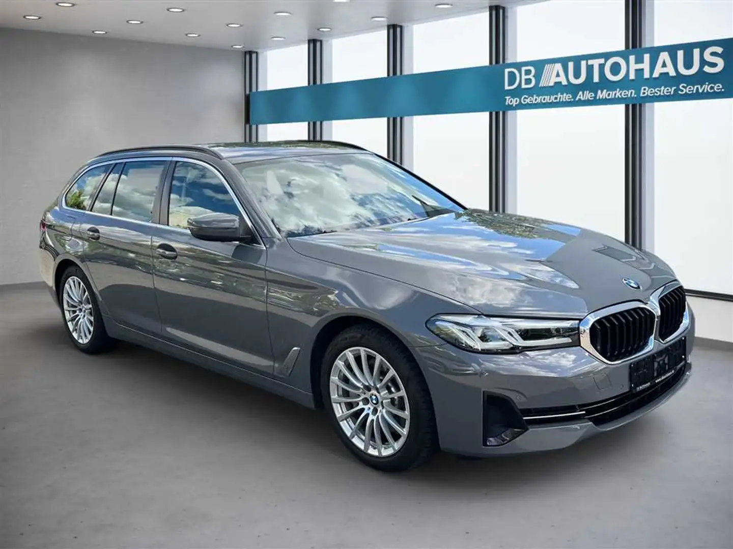 BMW 530 e Touring Steptronic Grau - 2
