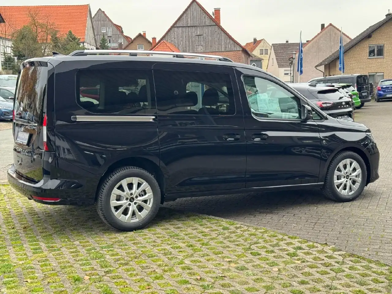 Ford Grand Tourneo Connect Titanium 115PS Autom. AHK 4