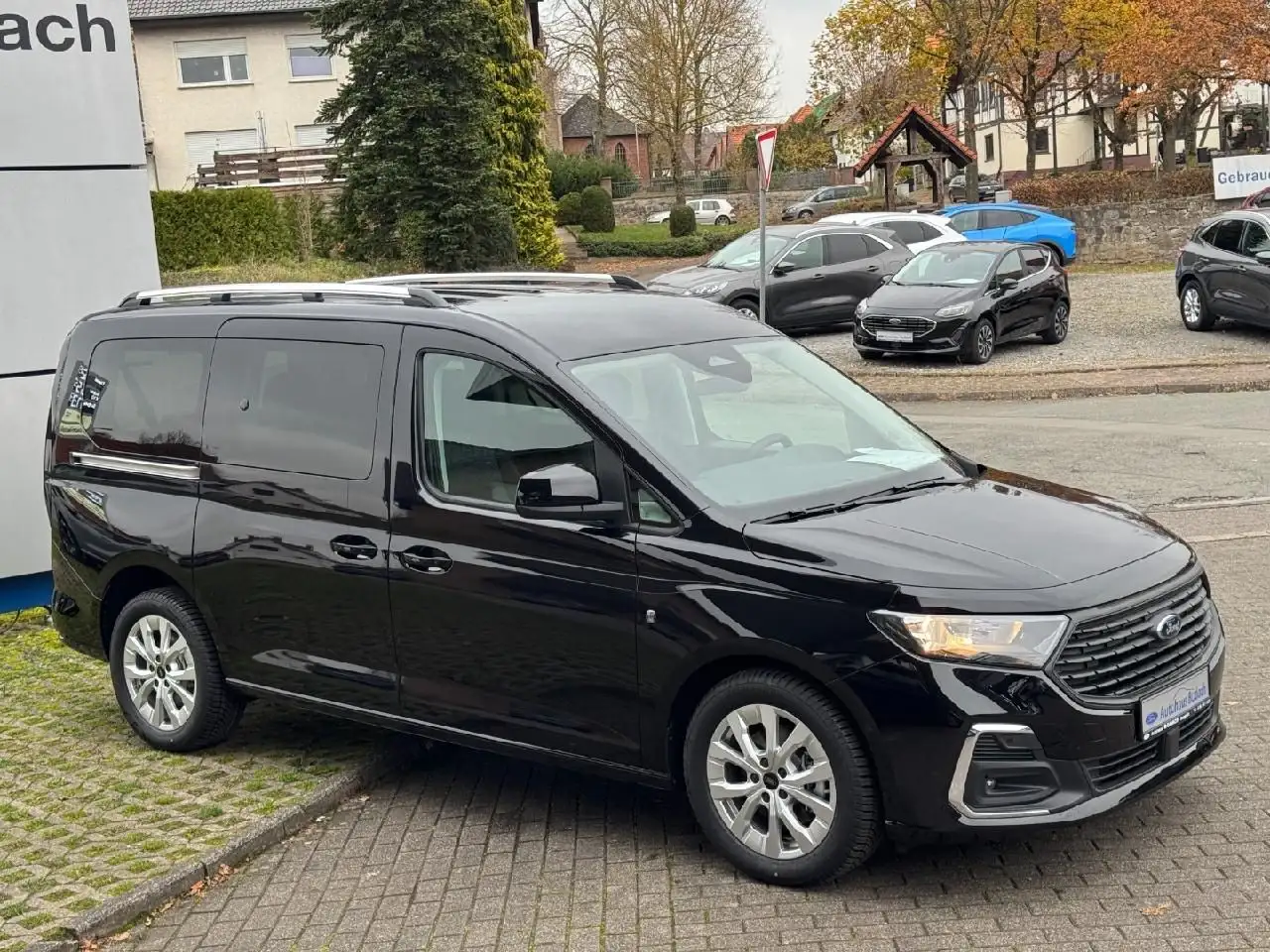 Ford Grand Tourneo Connect Titanium 115PS Autom. AHK 3