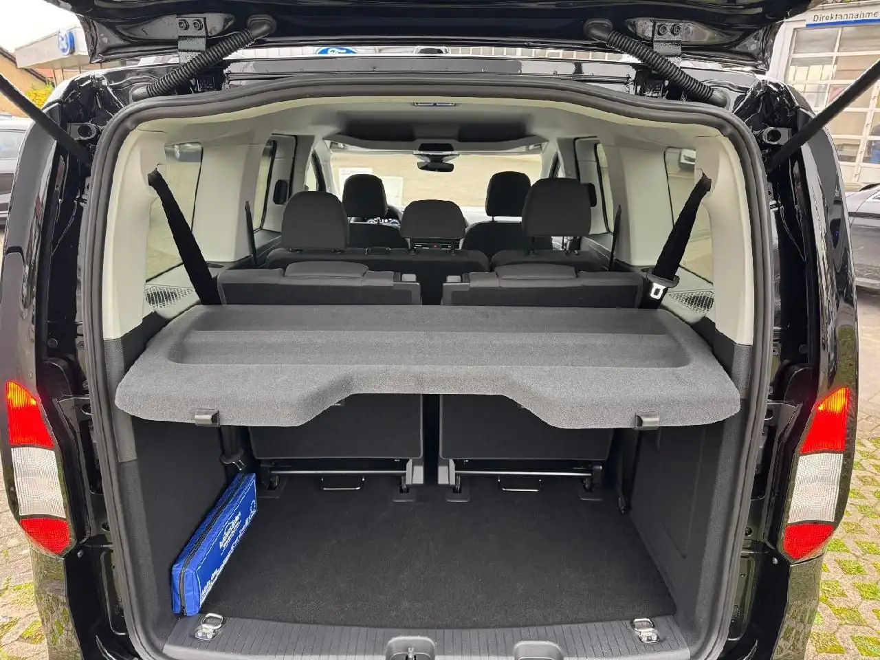 Ford Grand Tourneo Connect Titanium 115PS Autom. AHK 15