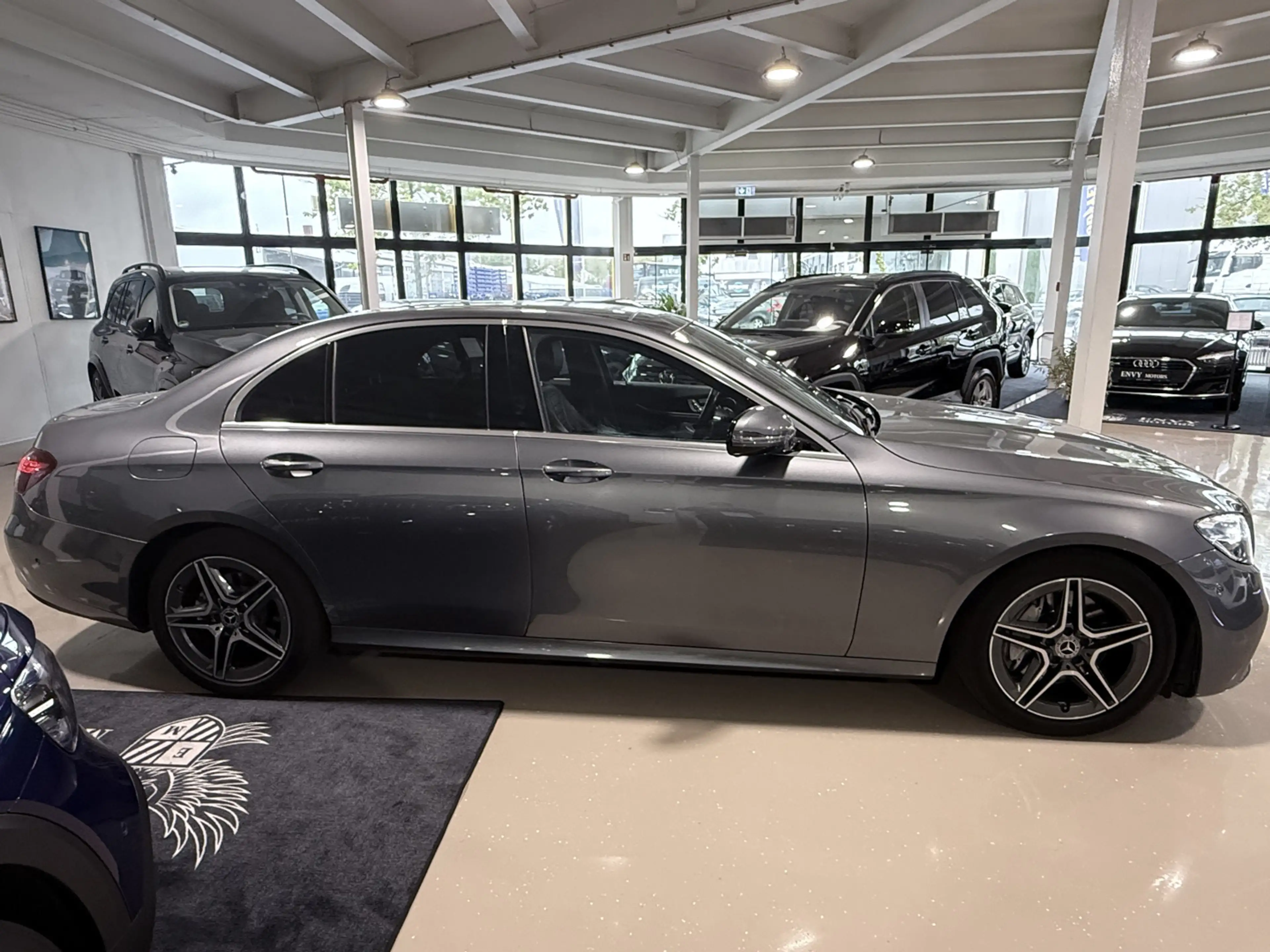 Mercedes-Benz E 220 E 220 d *NAVI*KAMERA*PANO*SHZ*TOTW — photo 9