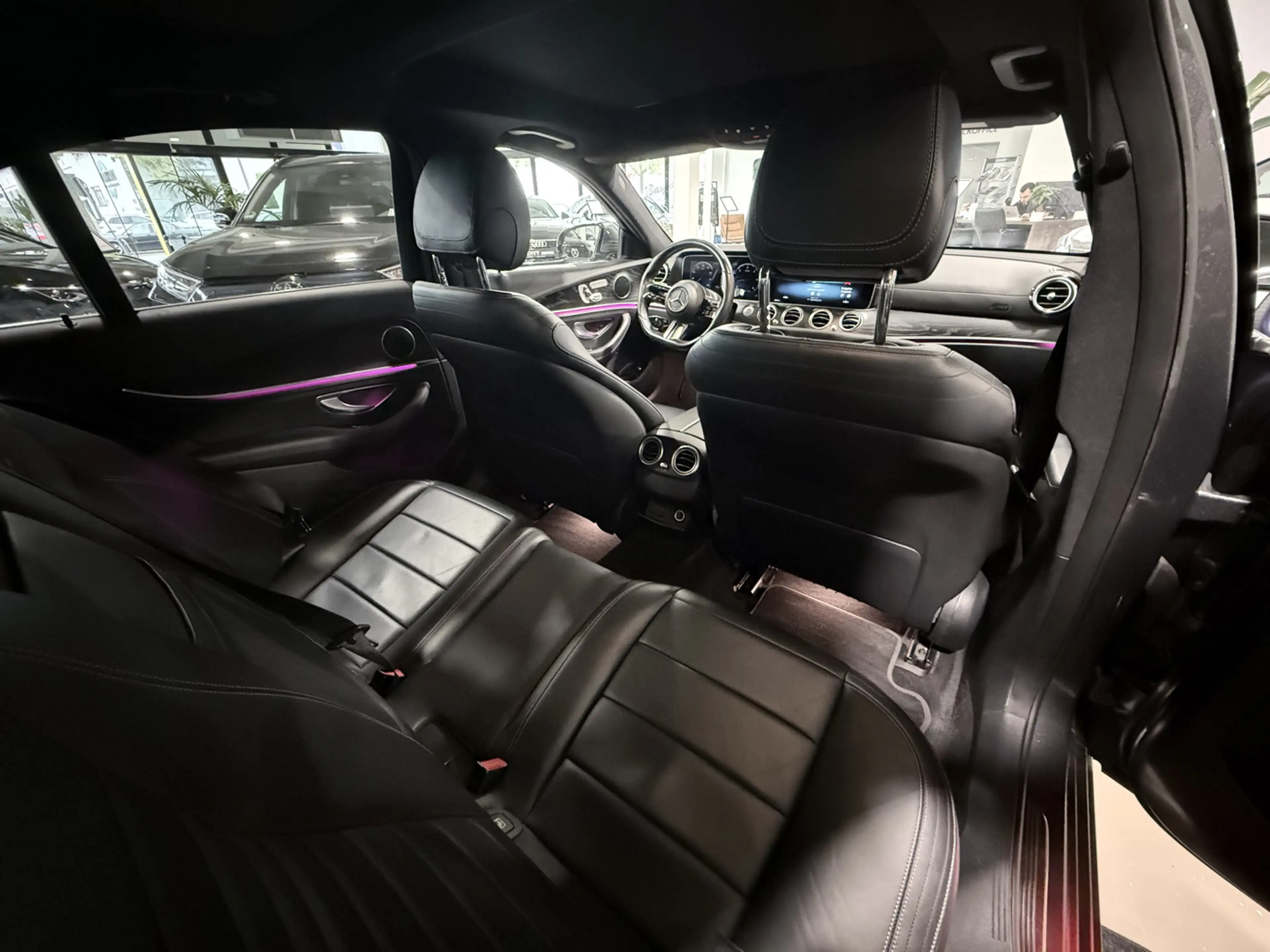 Mercedes-Benz E 220 E 220 d *NAVI*KAMERA*PANO*SHZ*TOTW — photo 11