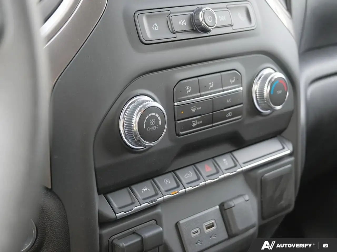 GMC Sierra 1500 fotografie GMC Sierra 1500
