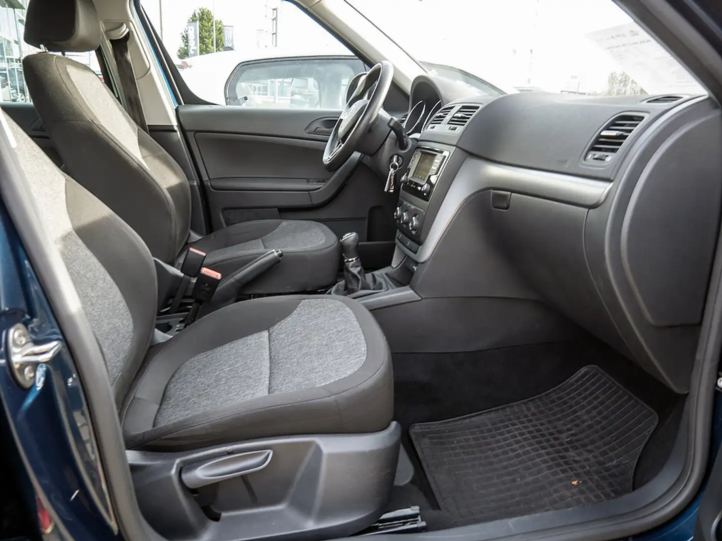 Skoda Yeti 1.2 TSI Cool Edition KLIMA PDC SHZ Azul - 2