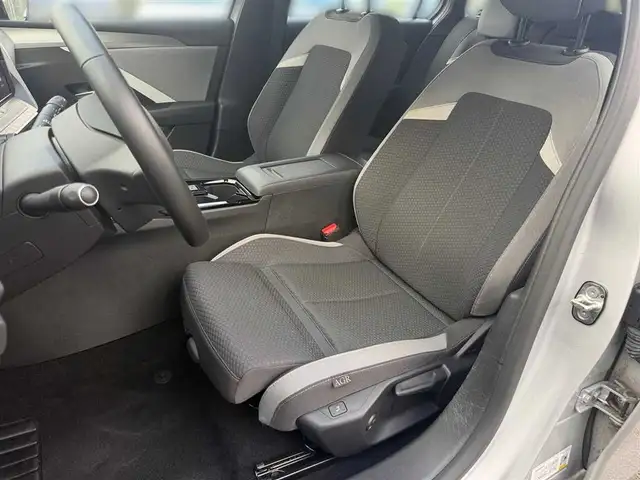 Opel Astra view 16