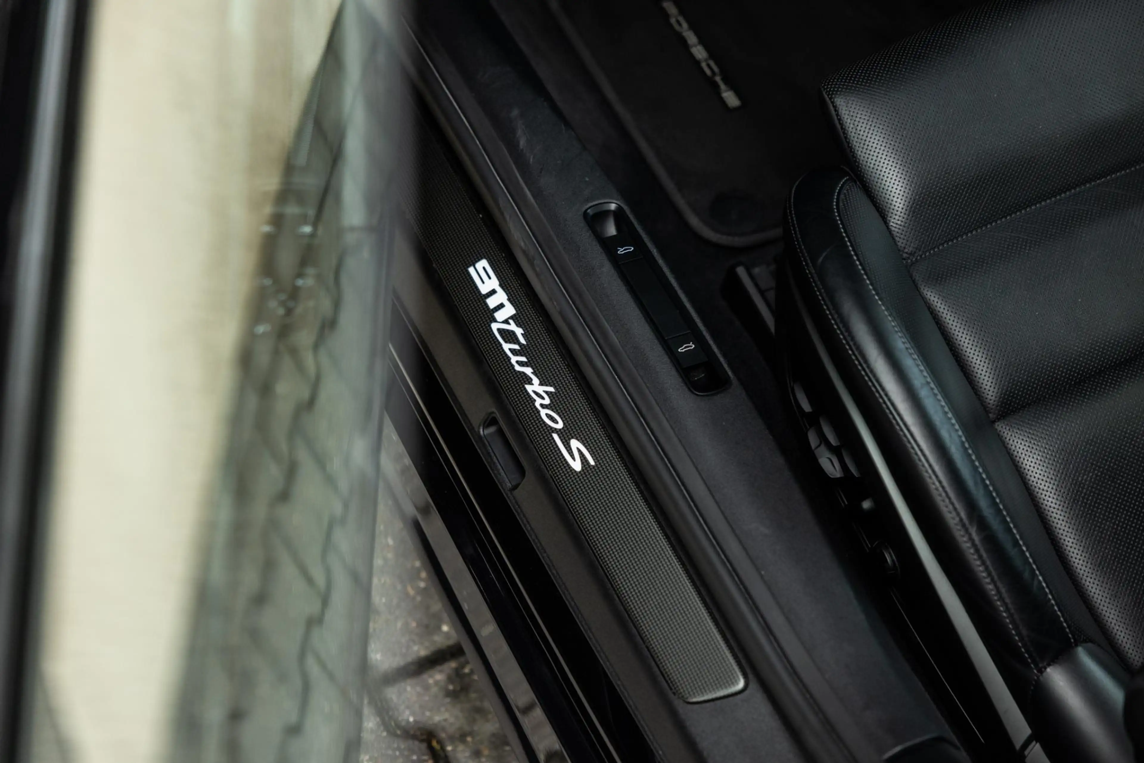 Porsche 992 992 3.8 Turbo S, 650pk, Carbon, Burmester, 1e lak, — photo 11