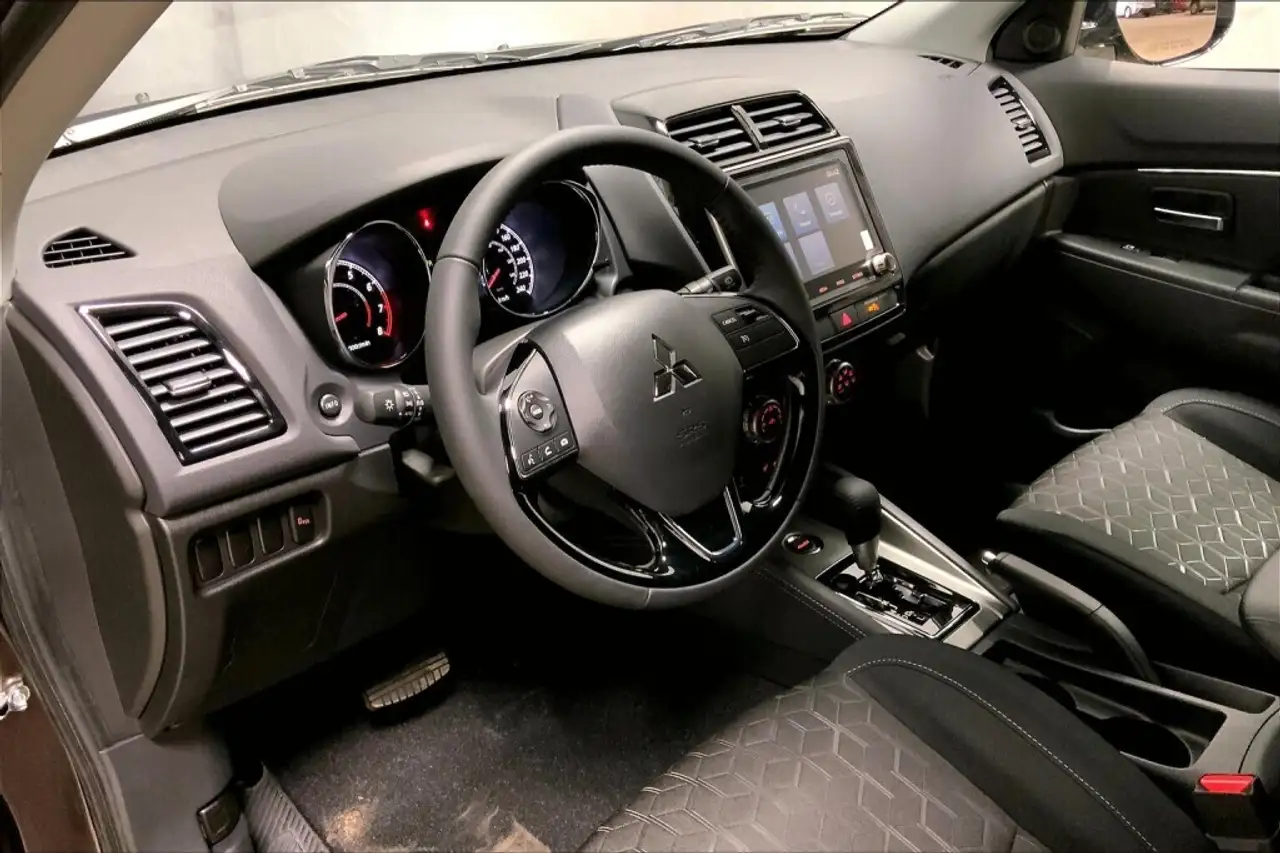 Mitsubishi RVR снимка Mitsubishi RVR