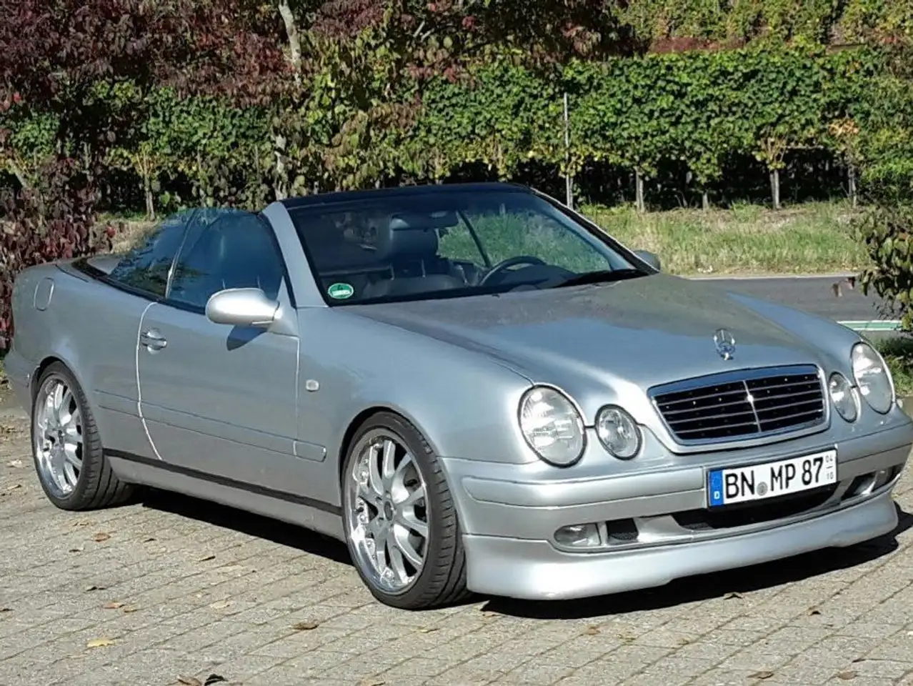 Mercedes-Benz CLK 230