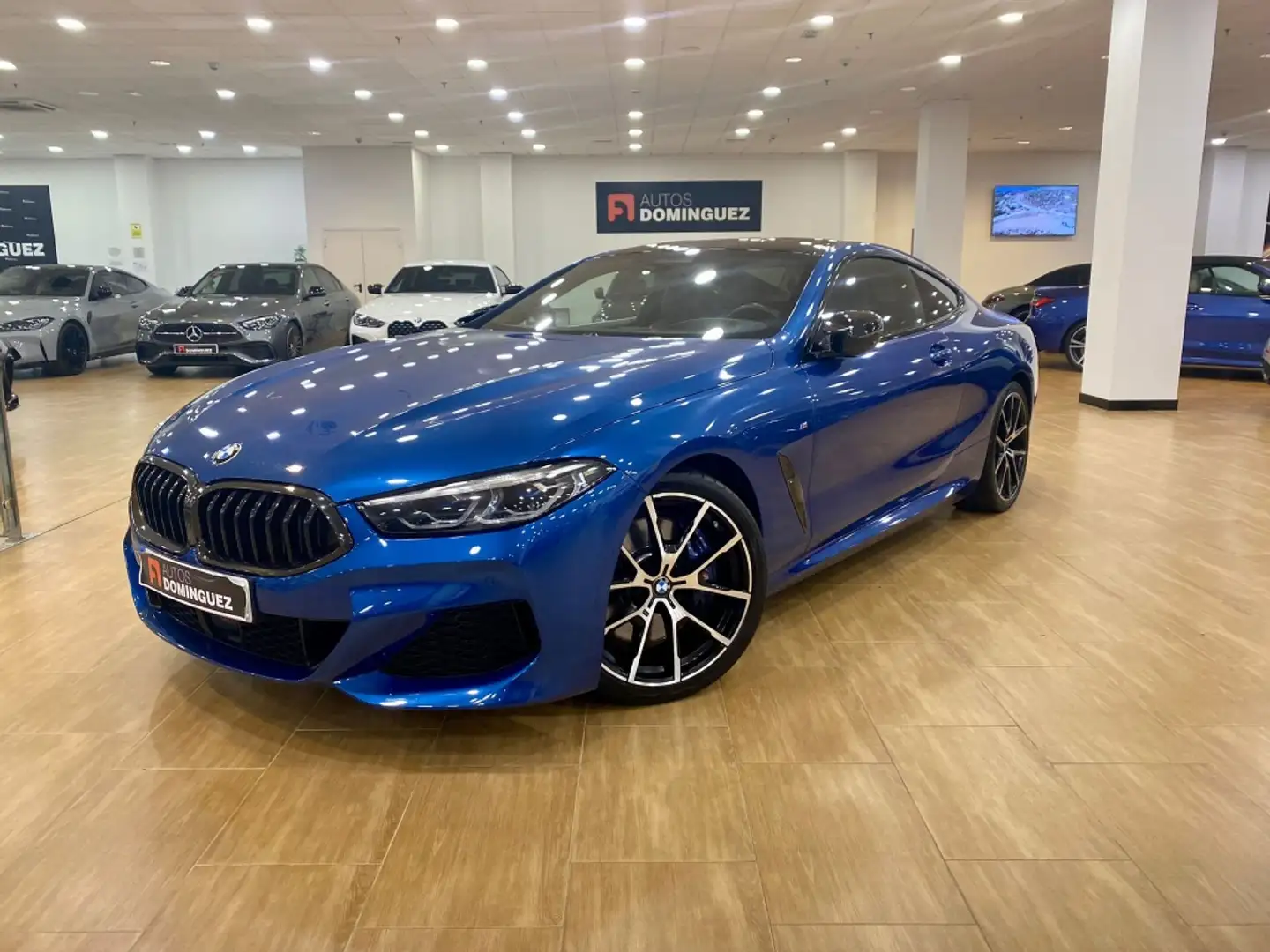 BMW 840 840d Coupé xDrive Modrá - 1
