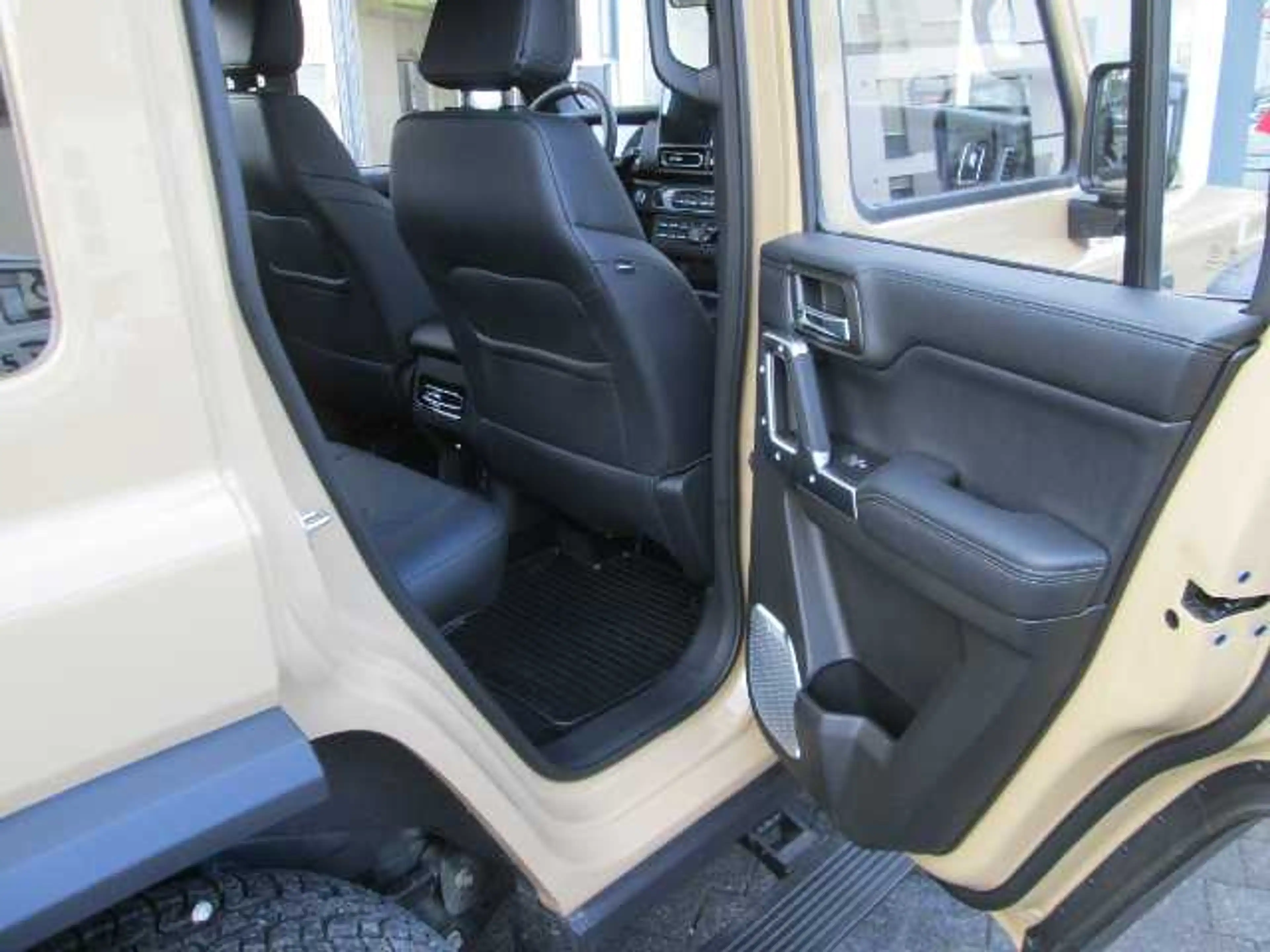 BAW 212 212, 2,0TCI, 4 WD — photo 15