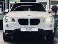 BMW X1 18d xDrive Sport Line|SHZ|PDC|MFL|Bi-XEN|TEMPOMAT Weiß - thumbnail 2