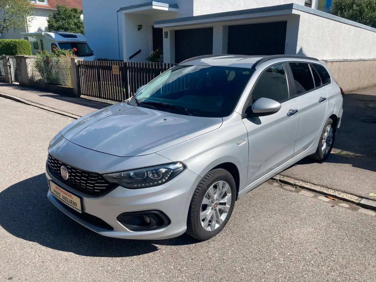 Fiat Tipo Easy  Anhängerkupplung abnehmbar Stříbrná - 1