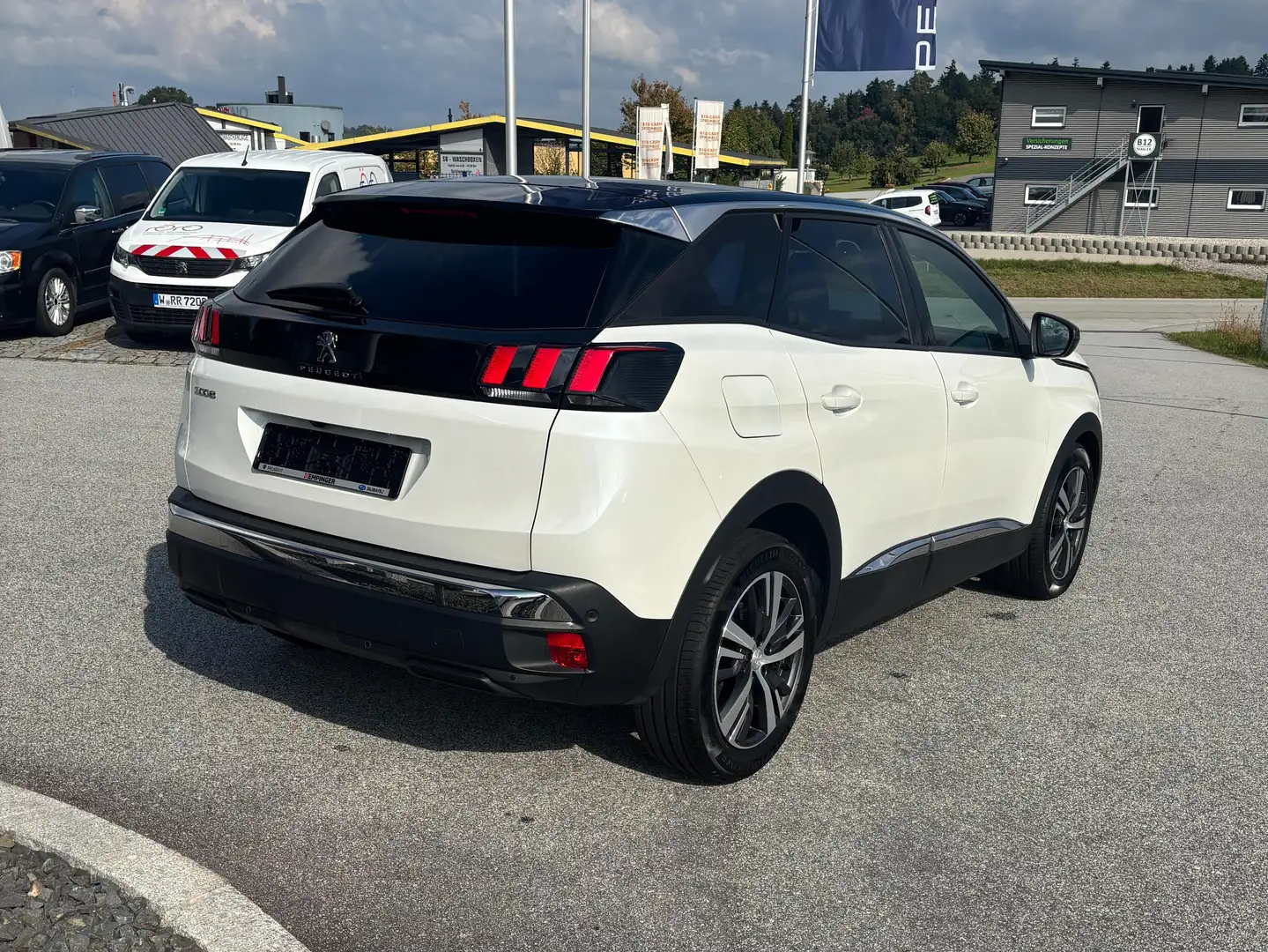 Peugeot 3008 Allure Pack Weiß - 2